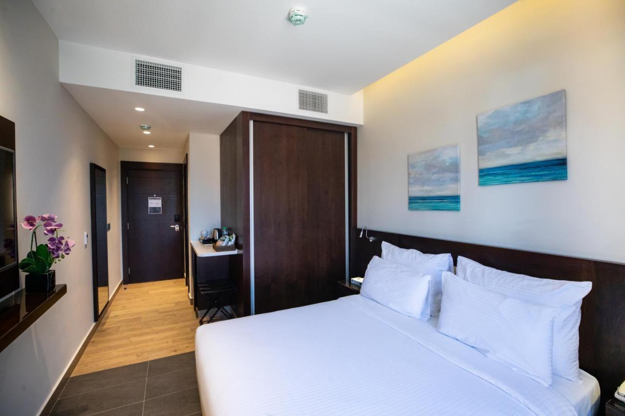 The Compass Hotel Амман Экстерьер фото